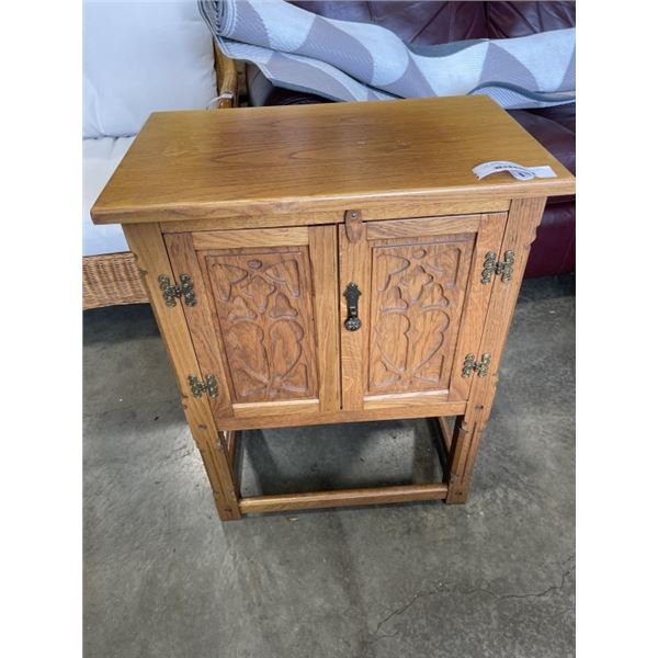 VINTAGE CARVED OAK 2 DOOR CABINET