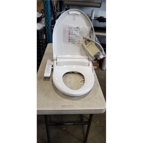 CLEAN TOUCH AUTOMATIC WASH & DRY TOILET SEAT WITH INSTAL KIT