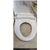 Image 2 : CLEAN TOUCH AUTOMATIC WASH & DRY TOILET SEAT WITH INSTAL KIT