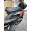 Image 3 : GIO ELECTRIC SCOOTER WITH KEYS AND CHARGER. NEEDS BATTERIES. WORKING