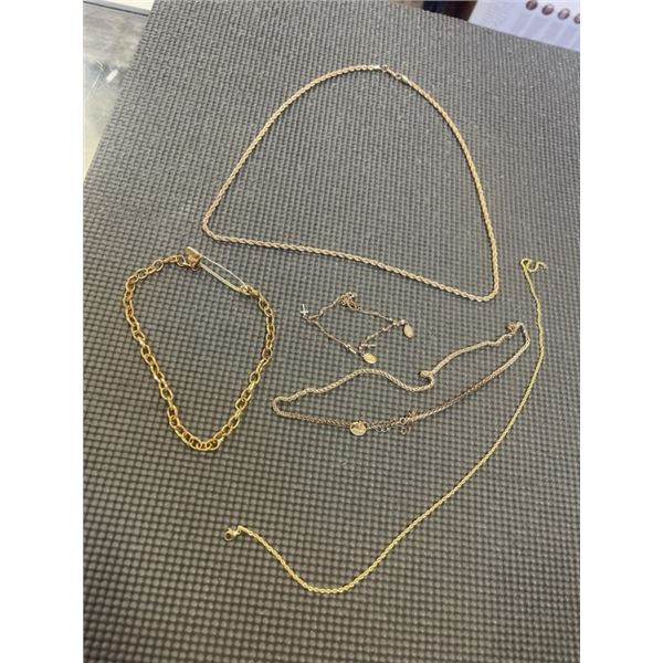 GOLD TONE CHAIN NECKLACES