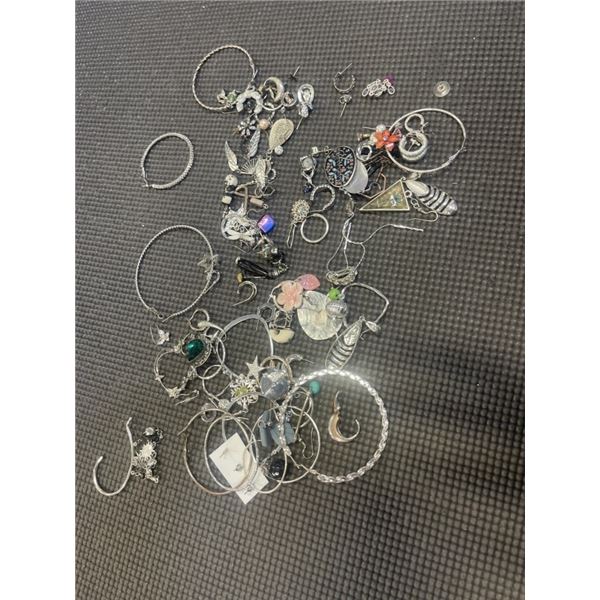LARGE ASSORTMENT OF SILVER TONE EARRINGS, NO PAIRS