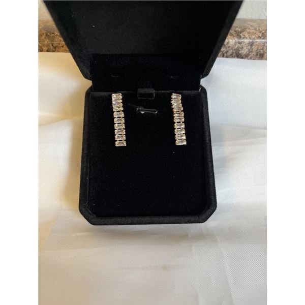 NEW 18K GOLD PLATED 5.0MM EMERALD CUT SIMULATED DIAMOND (CZ) TASSEL EARRINGS, 1.25" LONG