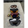 Image 1 : 4 PAIRS OF SKI GOGGLES
