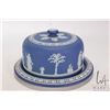Image 1 : Antique Wedgwood Jasperware cheese dome, 9 1/4" in diameter and 5" in height