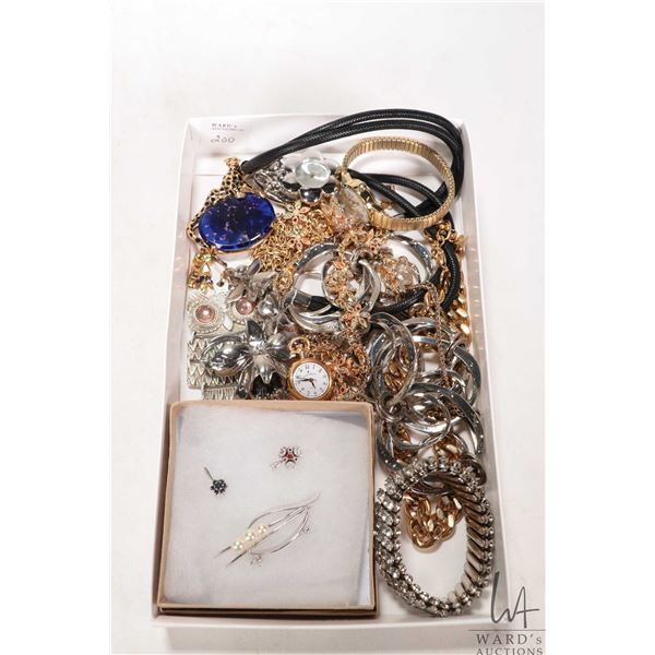 Selection of vintage collectible and costume jewellery including sterling silver brooch set with thr