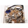 Image 3 : Selection of vintage collectible and costume jewellery including sterling silver brooch set with thr