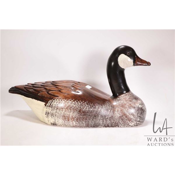 Hand carved Tom Taber Original Canada goose, 22" in length