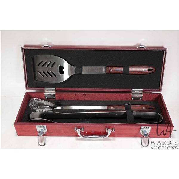Boxed set of barbecue tools