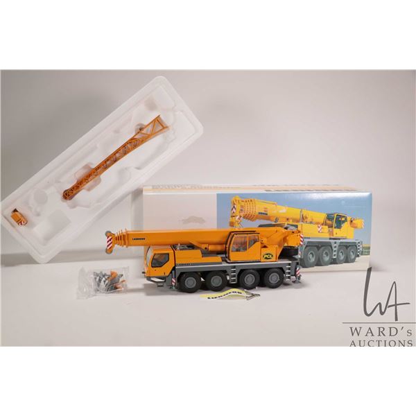 Liebherr Mobile Crane No. LTM1070-4.1 1: 50 scale die cast model