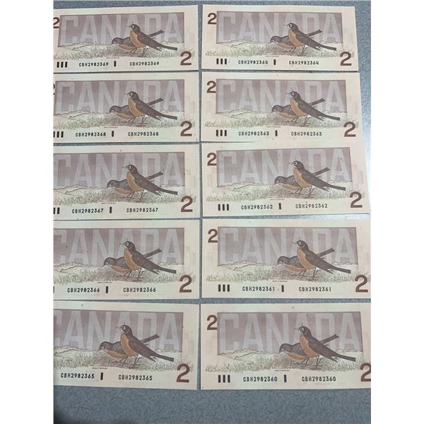 10 Consecutive 1986 Canadian $2 Bills with CBH2982361-369 Serial Numbers