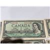 Image 7 : 12 Canada 1954 One Dollar Banknotes Featuring Queen Elizabeth II