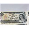 Image 4 : 9 Bank of Canada 1973 One Dollar Notes, Multiserial