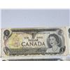 Image 13 : 22 Canadian One Dollar Banknotes, 1954 Series