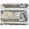 Image 20 : 22 Canadian One Dollar Banknotes, 1954 Series