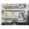 Image 4 : 22 Canadian One Dollar Banknotes, 1954 Series