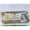 Image 7 : 22 Canadian One Dollar Banknotes, 1954 Series