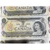 Image 8 : 22 Canadian One Dollar Banknotes, 1954 Series
