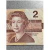 Image 3 : Ten 1986 Canadian $2 Banknotes Featuring Queen Elizabeth II