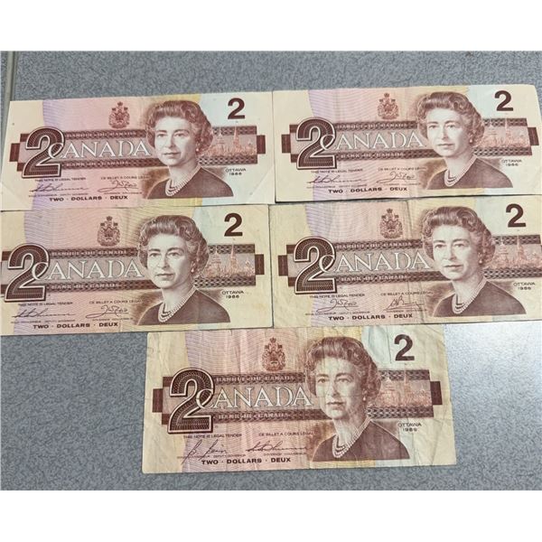 Five 1986 Canadian $2 Banknotes