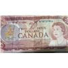 Image 4 : 4 Canadian $2 Banknotes 1974 and 1986 Queen Elizabeth II