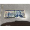 Image 4 : 3 Mexican Banknotes: 5000, 50 Pesos, and 1 Peso