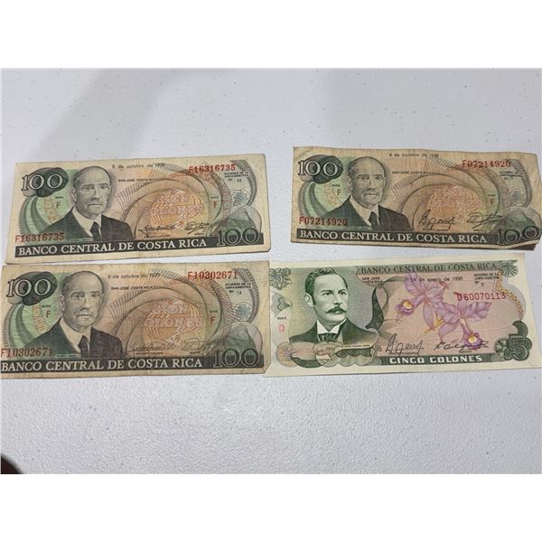 Costa Rican Banknotes, 3 x 100 Colones, 1 x 5 Colones