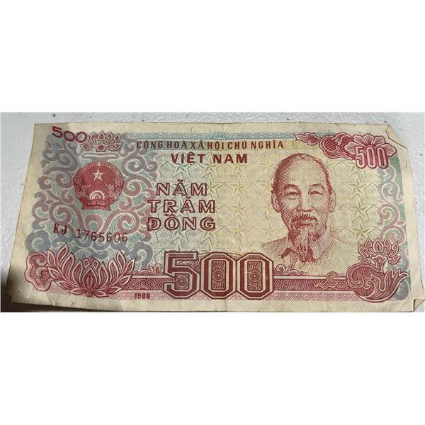 1988 Vietnam 500 Dong Banknote, Ho Chi Minh Portrait