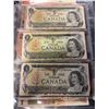 Image 1 : Canadian, US, and World Banknotes