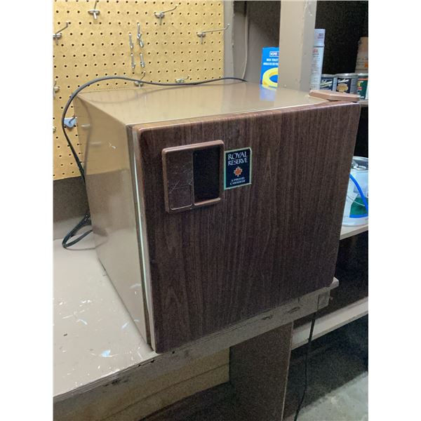Royal Reserve Labatt Mini Fridge With Freezer Compartment