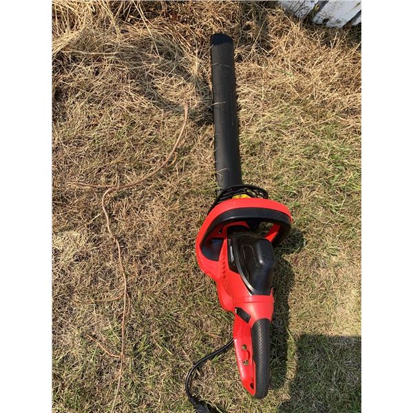 Benchmark Electric Hedge Trimmer and Blower Combo