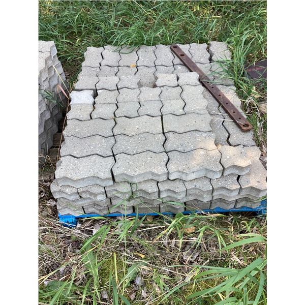 Pallet of Interlocking Concrete Pavers
