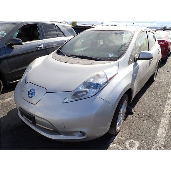 2011 Nissan LEAF