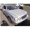 Image 2 : 2000 Mercedes-Benz CLK320