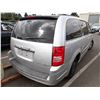 Image 3 : 2010 Chrysler Town and Country