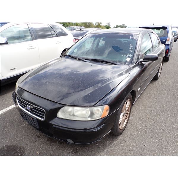 2005 Volvo S60