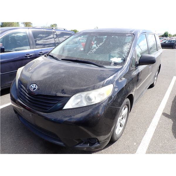 2011 Toyota Sienna
