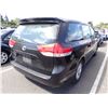 Image 3 : 2011 Toyota Sienna