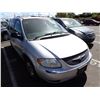 Image 2 : 2004 Chrysler Town and Country
