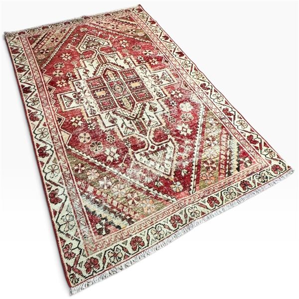 Persian Shiraz Hand-Knotted Wool Rug 270 x 137 cm Geometric Design