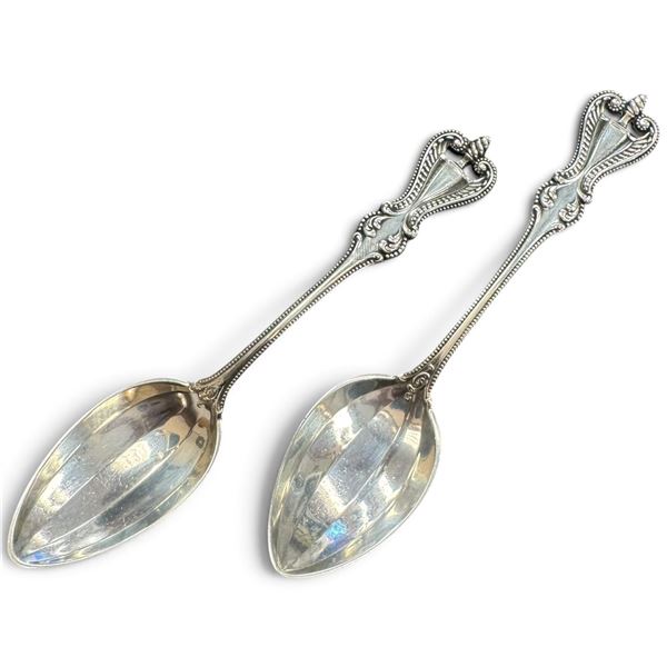 2 Antique "Old Colonial" by Towle 1895 Sterling Silver 5 5/8" Teaspoons * Total Weight: 50 grams
