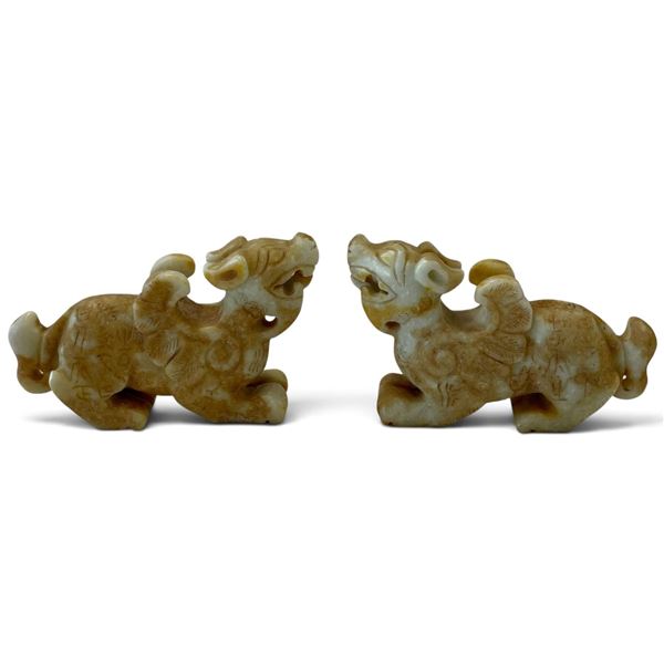 Pair of Chinese-Style Carved Mottled Hardstone Mythical Beast Figures 5x3"