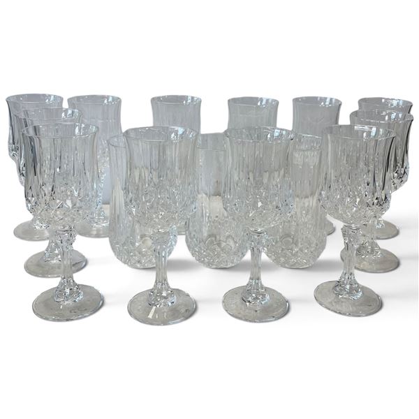 15-Piece Clear Cut-Pattern Glass Drinkware Group with Stemmed Goblets & Tumblers