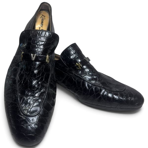 Kenny Shoes Black Crocodile-Pattern Leather V-Bit Dress Loafers with Low Heels, Size 9