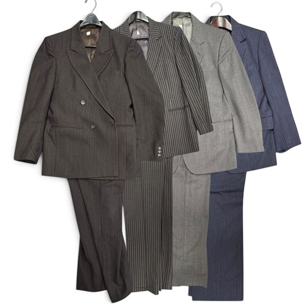 Four Tailored Two-Piece Wool Suits incl. Club International & Pinstripe Examples