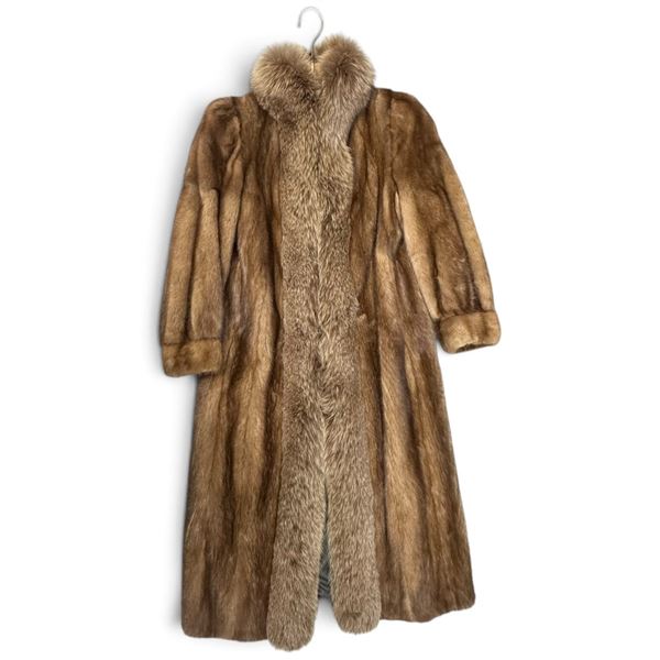 Full-Length Brown Fur Coat with Contrasting Collar & Satin Lining (16 in. Shoulders)