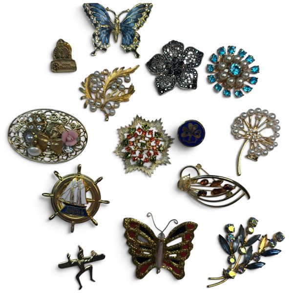16 Assorted Brooches and Pins - Many Vintage