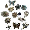 Image 1 : 16 Assorted Brooches and Pins - Many Vintage