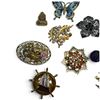 Image 3 : 16 Assorted Brooches and Pins - Many Vintage