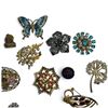 Image 4 : 16 Assorted Brooches and Pins - Many Vintage